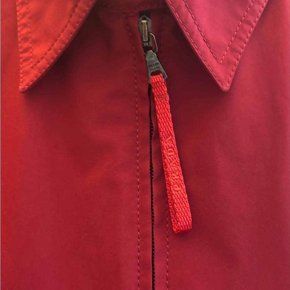 Prada women’s vintage gore tex jacket size 8